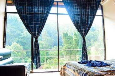 هتل Kandy View