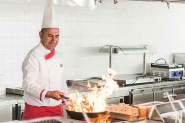 هتل Laguna Beach Alya Resort & Spa   All Inclusive
