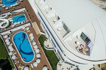 هتل Laguna Beach Alya Resort & Spa   All Inclusive