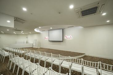 هتل Laguna Beach Alya Resort & Spa   All Inclusive