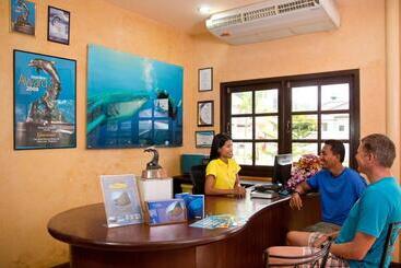 هتل Palm Garden Resort