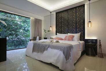 هتل Sanctoo Suites & Villas