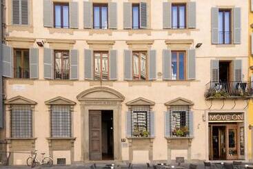 هتل B&b Soggiorno Battistero