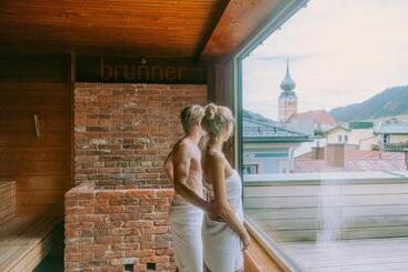 Stadthotel Brunner