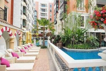Espana Condo Hotel Resort Pattaya