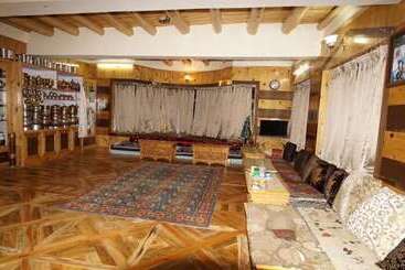 هتل Bergo Residency   Leh