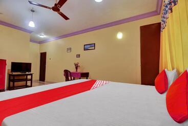 هتل Oyo Flagship 81058 Rose Guesthouse