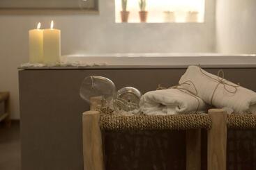 پانسیون Nerea   Apulian Suite And Rooms