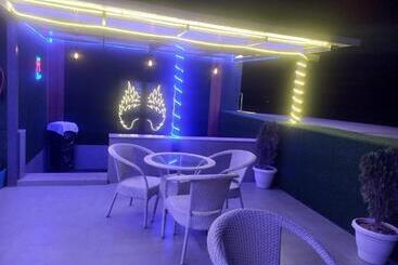 هتل Blue Orchid   A 3 Star Heaven In Tricity