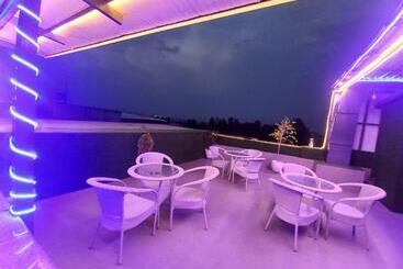 هتل Blue Orchid   A 3 Star Heaven In Tricity
