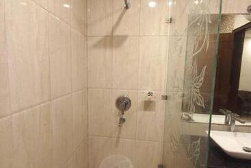 هتل Blue Orchid   A 3 Star Heaven In Tricity