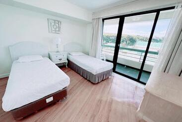 هتل Alupang Beach Tower, Upgraded Units