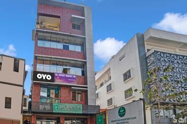 هتل Flagship The Hangout Residency Inn