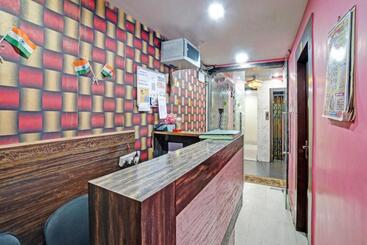 هتل Flagship The Hangout Residency Inn