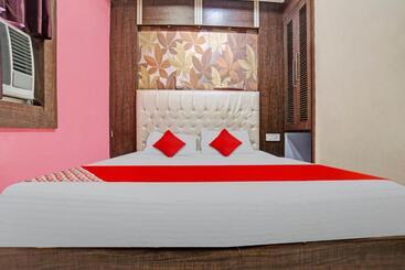 هتل Flagship The Hangout Residency Inn