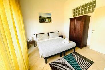 Regina Beach Holiday Apartments