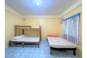 هتل Oyo 876 Escurel Inn Boracay