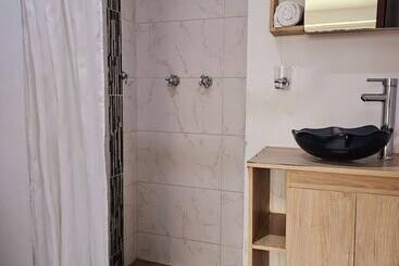 Laureles Guest House Lgh