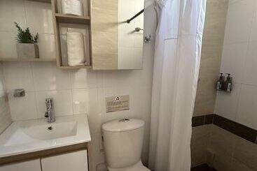 Laureles Guest House Lgh