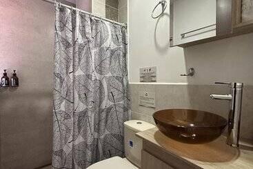 Laureles Guest House Lgh