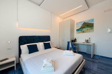 پانسیون Le Maree Comfort Rooms