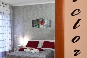 پانسیون Malo  Rooms