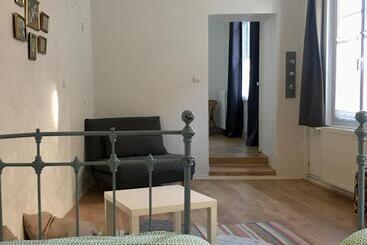 Bed and Breakfast La Maison Saint Aignan