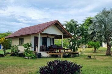 هتل Tk Beach Resort Koh Mak