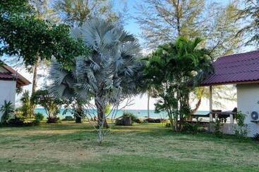 هتل Tk Beach Resort Koh Mak