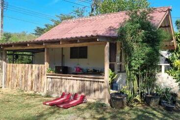 هتل Tk Beach Resort Koh Mak