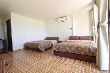 هتل Tk Beach Resort Koh Mak