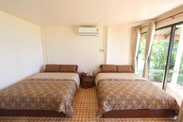 هتل Tk Beach Resort Koh Mak