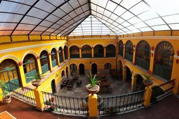 پانسیون Casona Potosi