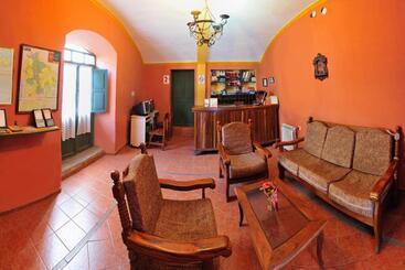 پانسیون Casona Potosi