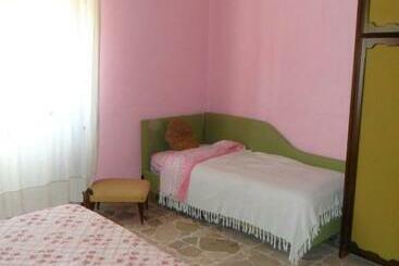 B&b Pinkhouse
