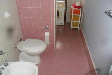 B&b Pinkhouse