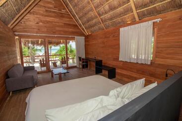 هتل Blue Holbox