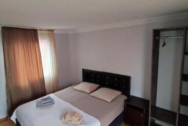 پانسیون Kobuleti Guest House