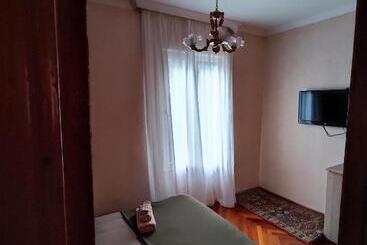 پانسیون Kobuleti Guest House