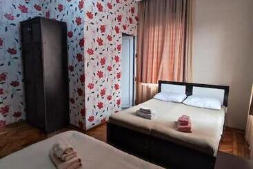 پانسیون Kobuleti Guest House