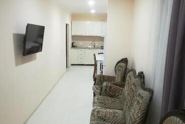 پانسیون West House