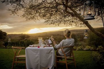 هتل Acacia Farm Lodge