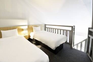 B&b Hotel Bourges 2