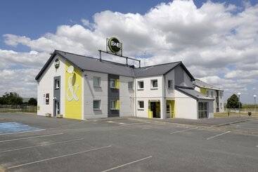B&b Hotel Bourges 2