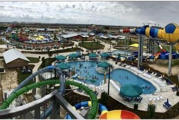 هتل Courtyard By Marriott Houston Katy Mills