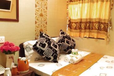 Manila Hotel  Hostel Block D
