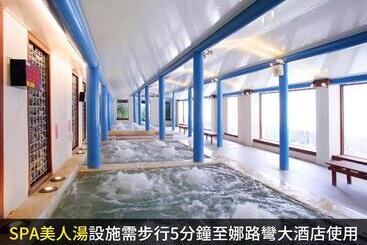 هتل Naruwan Inn