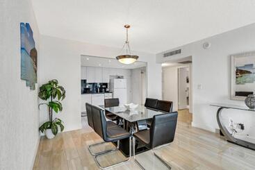 هتل Sunny Isles Ocean Reserve Condo Apartments