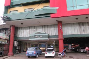 هتل Regency Inn