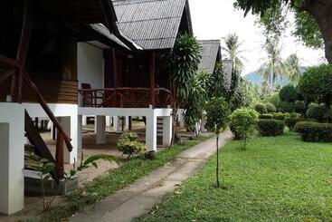 هتل Shangrilah Bungalow